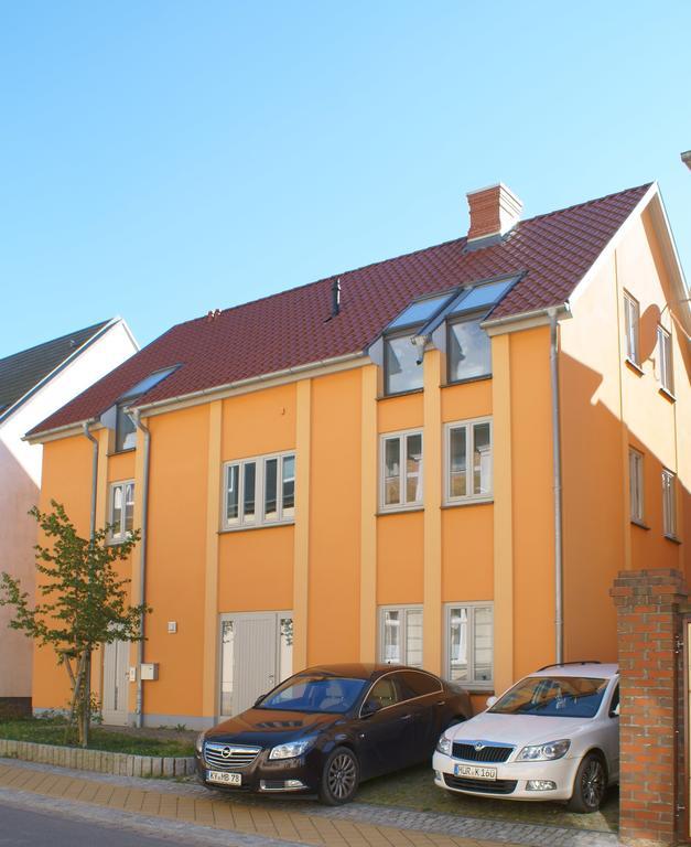 Apartment Yachthafen Waren Bagian luar foto