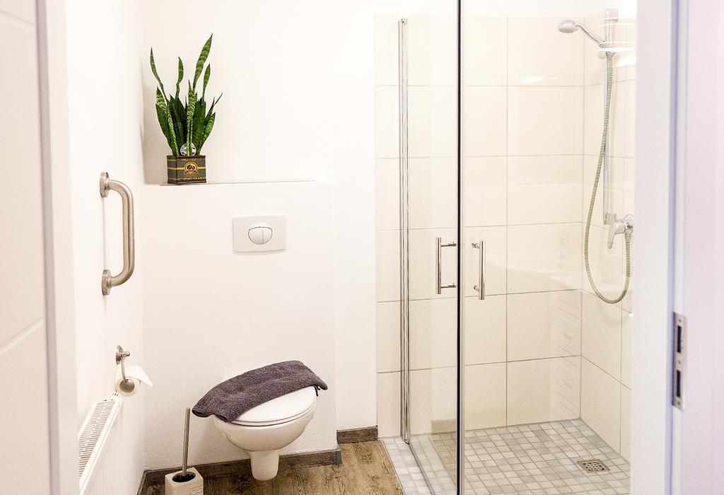 Apartment Yachthafen Waren Bagian luar foto
